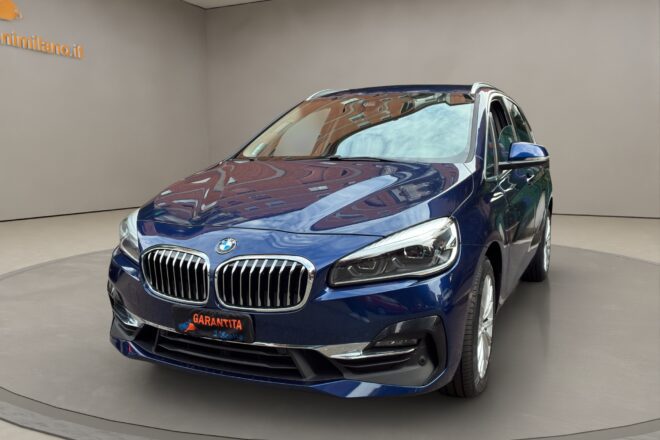 BMW218D_03_converted